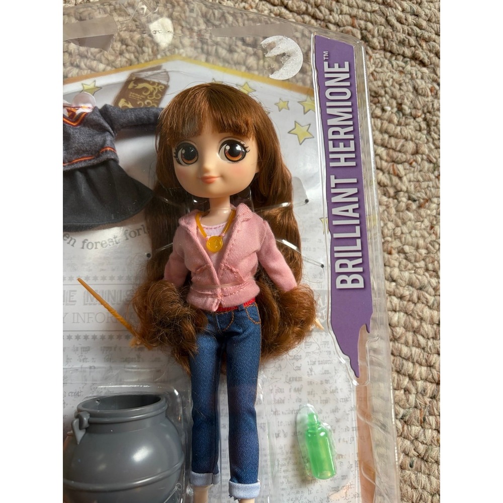 Wizarding World of Harry Potter 8" Brilliant Hermione Granger Doll Set New Seal - Picture 5 of 6